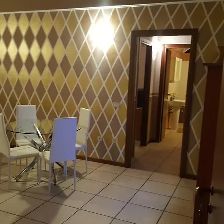 Napoleone Iii Apartmanhotel *